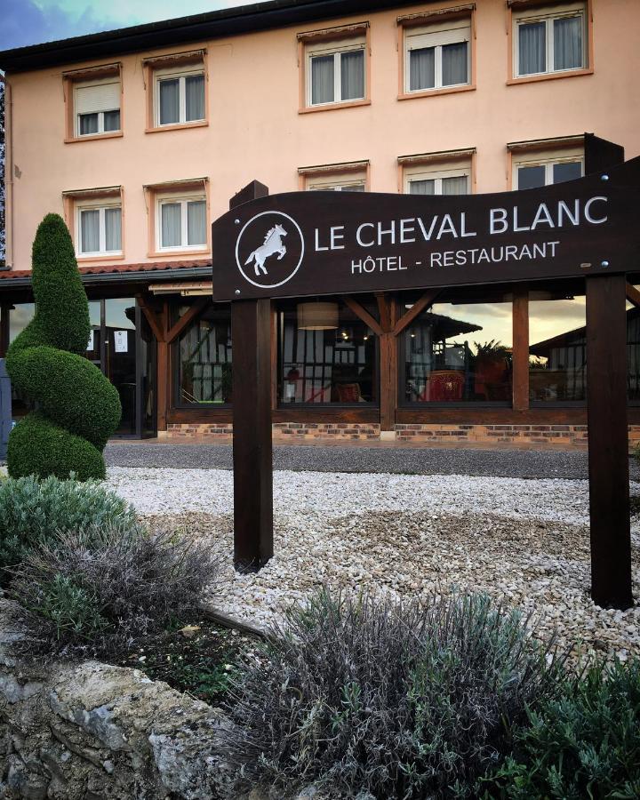 Le Cheval Blanc - Logis Hotel Giffaumont-Champaubert Buitenkant foto