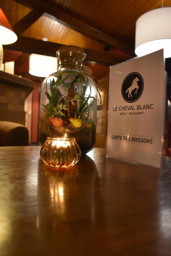 Le Cheval Blanc - Logis Hotel Giffaumont-Champaubert Buitenkant foto