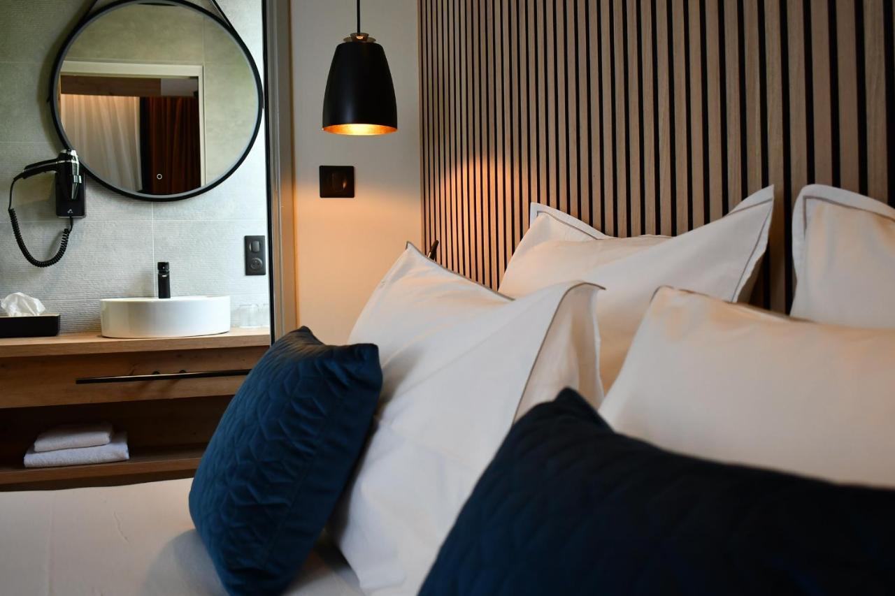 Le Cheval Blanc - Logis Hotel Giffaumont-Champaubert Buitenkant foto